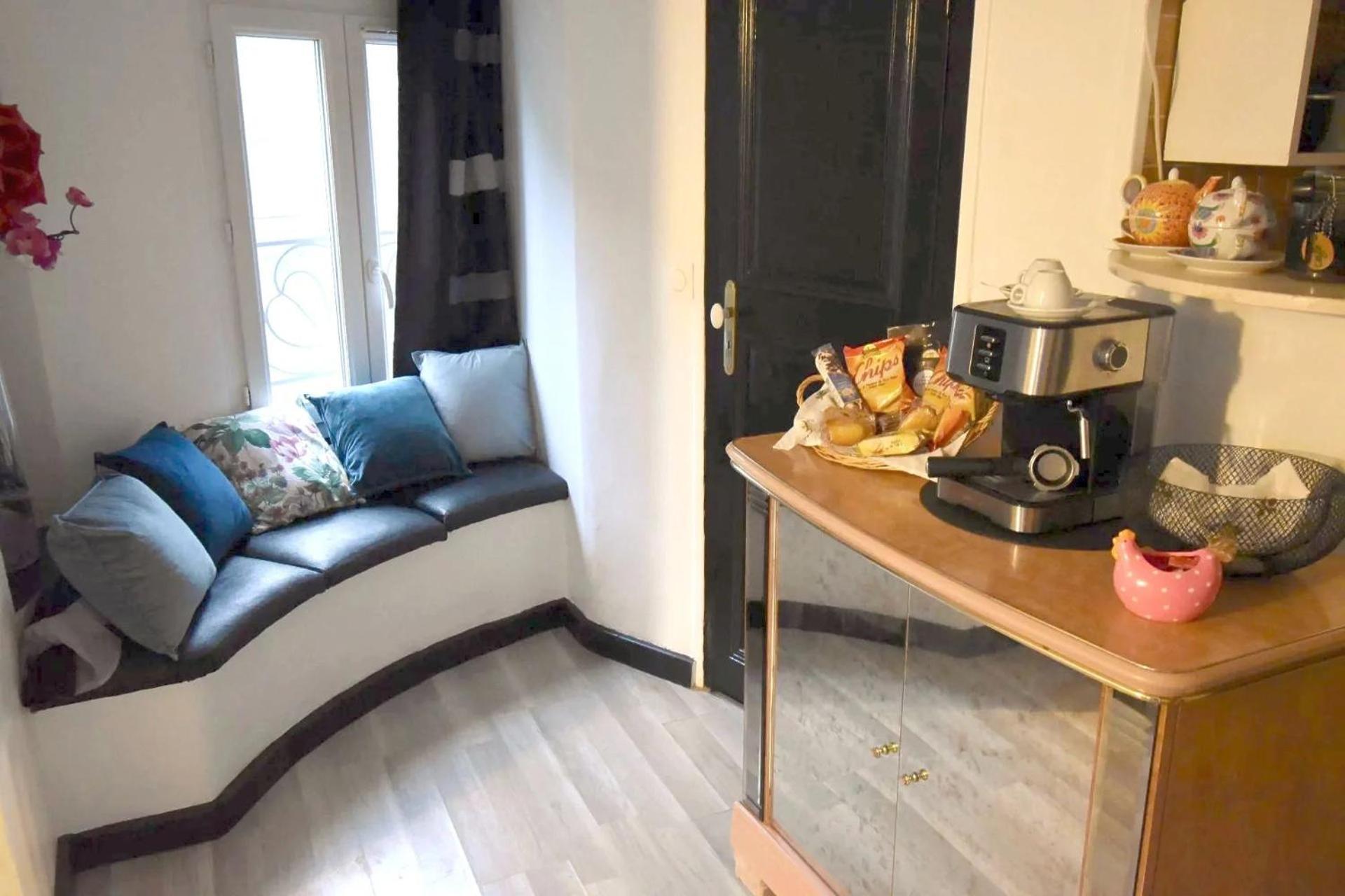 Studio Climatise Et Sa Terrasse Privee En Villa La Trinité Dış mekan fotoğraf
